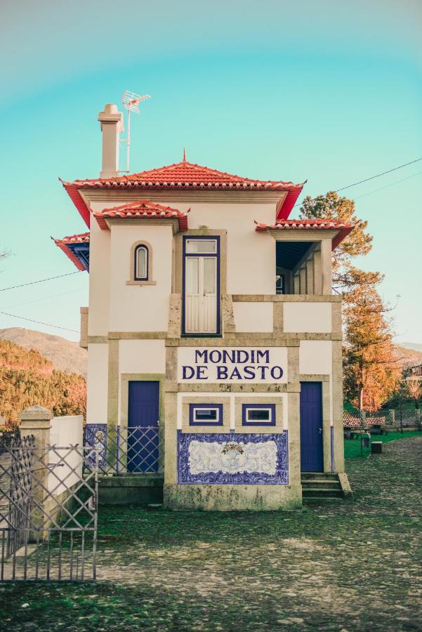 Estacao Ferroviaria De Mondim De Basto Hotel Celorico De Basto Buitenkant foto