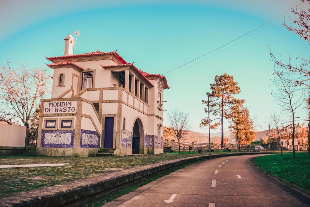 Estacao Ferroviaria De Mondim De Basto Hotel Celorico De Basto Buitenkant foto